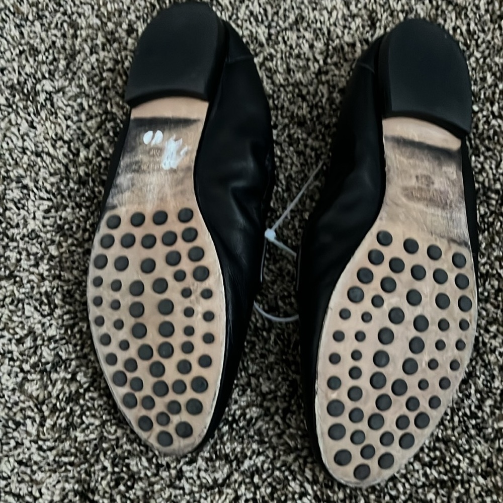 Tory Burch Women’s Perry Black Loafer, lightly worn - Picture 6 of 6